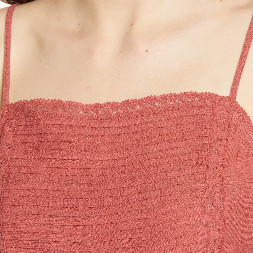 Hinge Lace Trim Camisole - Picture 3 of 6